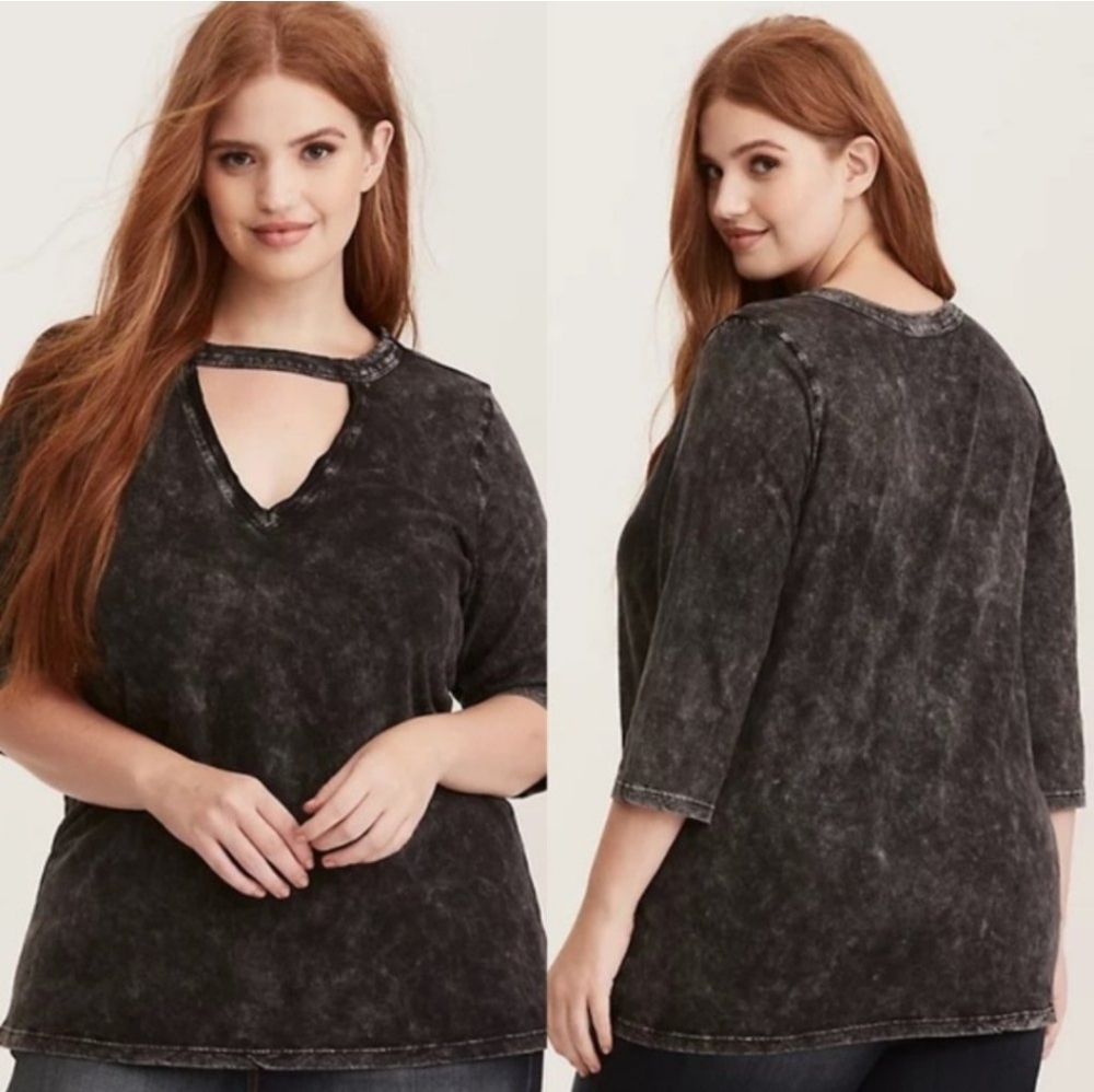 Torrid Mineral Wash Knit Choker Tee Size 5